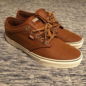 Vans nwot brown leather size 12